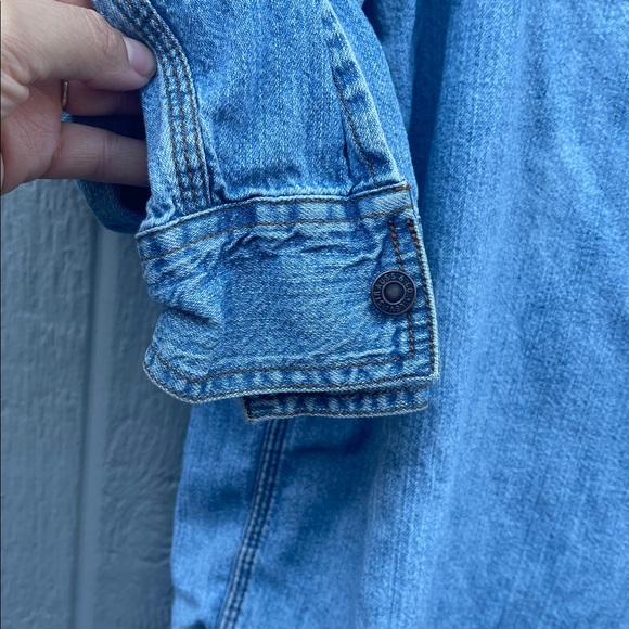 Vintage Levi's Men’s Classic Blue Denim Shirt Size: 2XL - Picture 6 of 12